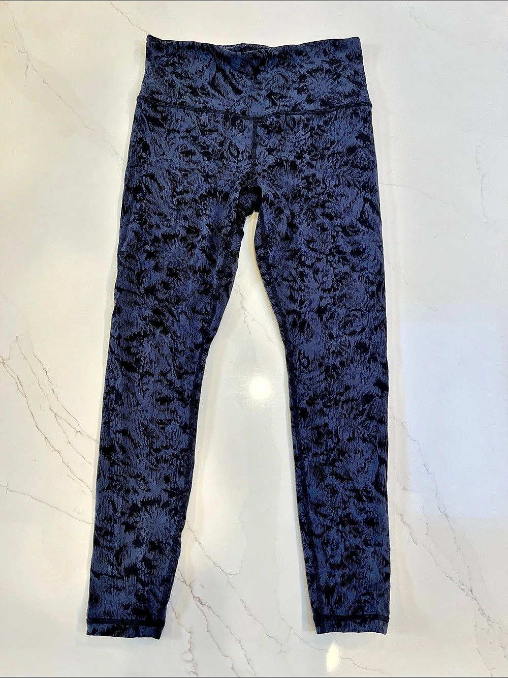 Athleta Elevation Textured Tight Textured Black & Blue Leggings Size Med Petite